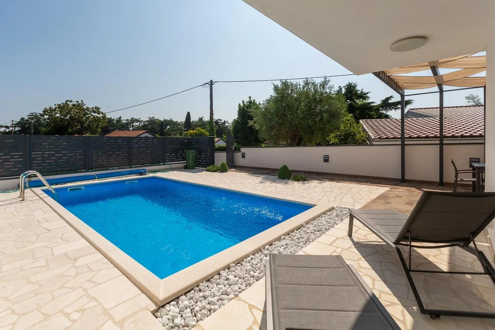 סבודרייה Villa Tina With Pool