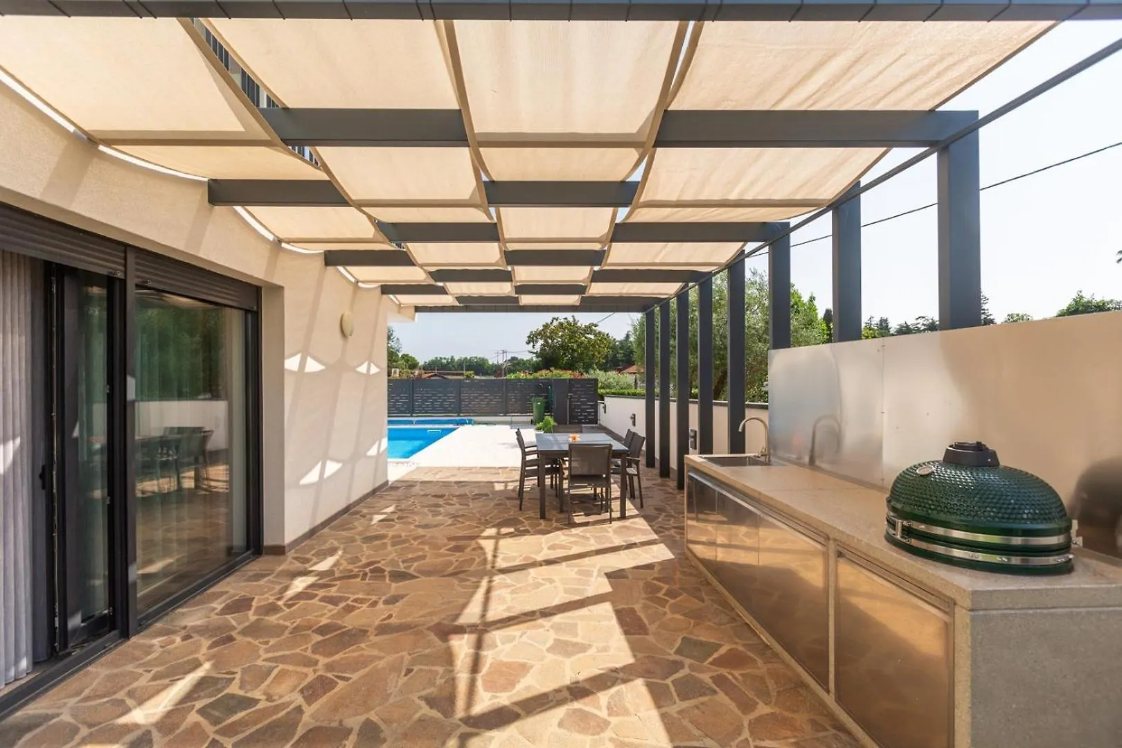סבודרייה Villa Tina With Pool